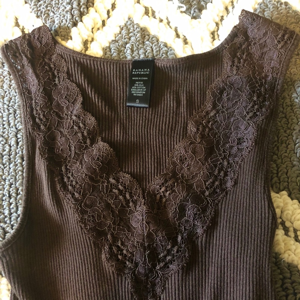 Banana Republic brown cami with lace detailing